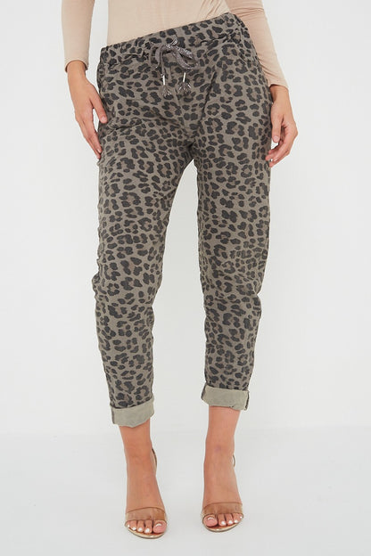 One Size Leopard Print Cuffed Trousers