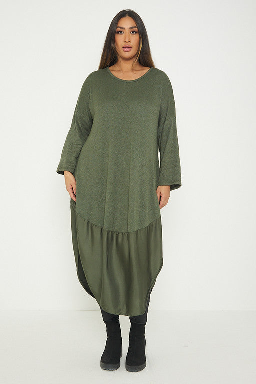One Size Round Neck Knitted Jumper Dress With Satin Hem