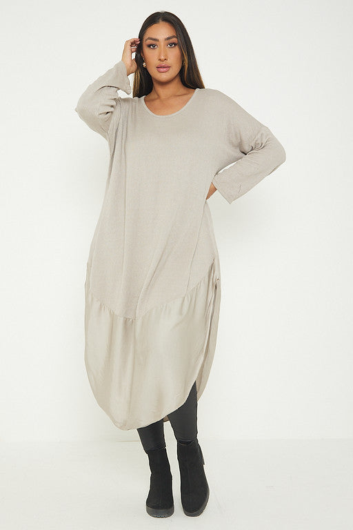 One Size Round Neck Knitted Jumper Dress With Satin Hem