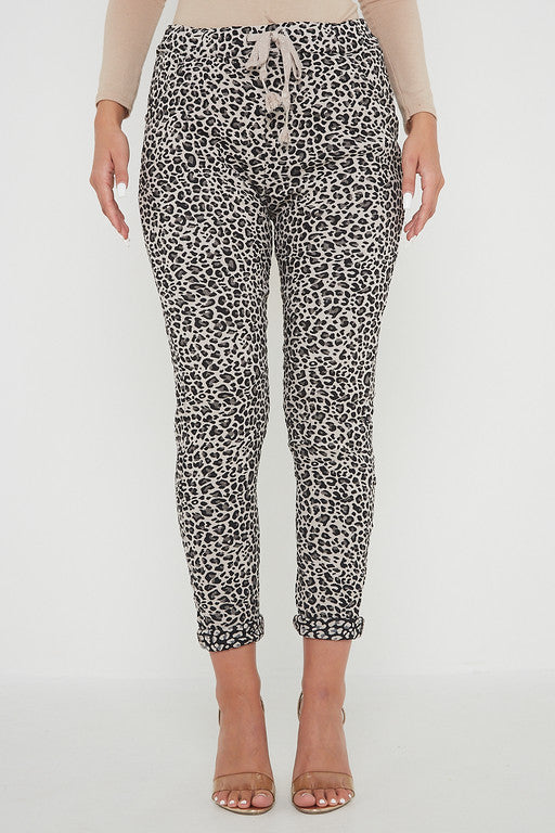 One Size Leopard Print Cuffed Trousers