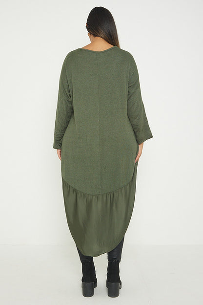 One Size Round Neck Knitted Jumper Dress With Satin Hem